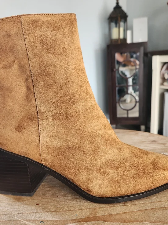 Everlane New The Studio Heel Block  Bootie Womens 9 Russet Suede Pointy Toe NWOB - Picture 2 of 9